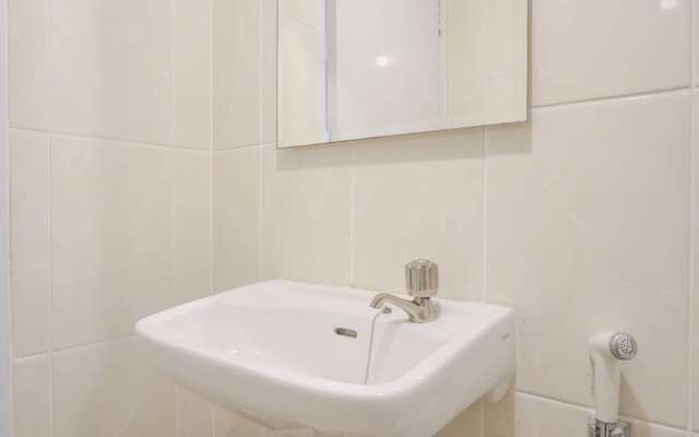 Cozy And Simply Look 2Br Apartment At M-Town Residence