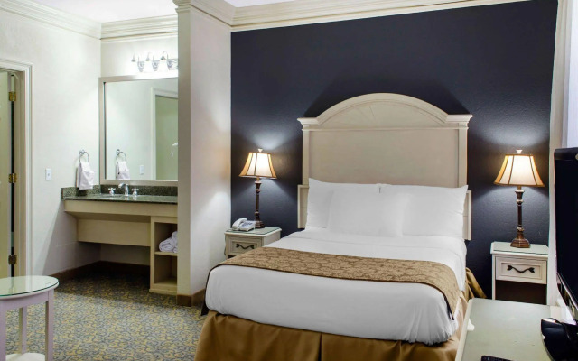 Spark by Hilton Lafayette South