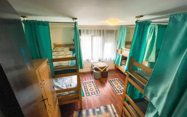 Hi Skopje Hostel