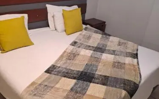Honey Bee Guesthouse