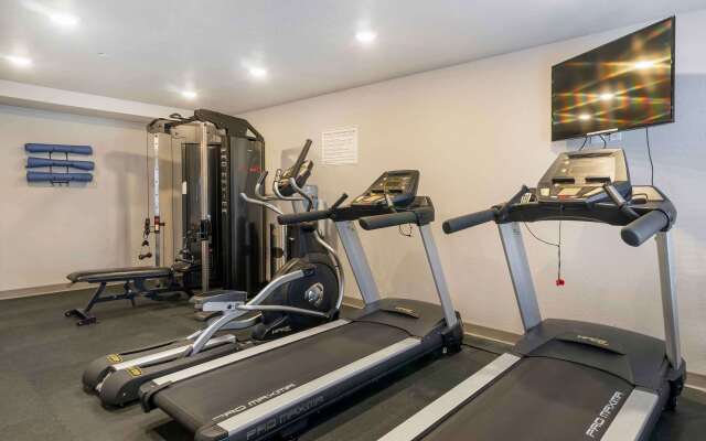 Extended Stay America Suites - Clearwater