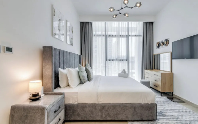 GLOBALSTAY. Azizi Riviera 40