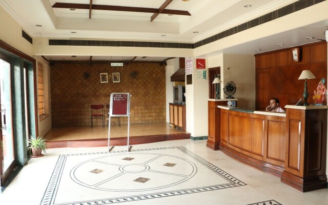 OYO 1898 Hotel Aditya