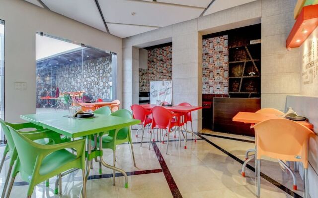 Oyo 43979 Hotel Urbanite