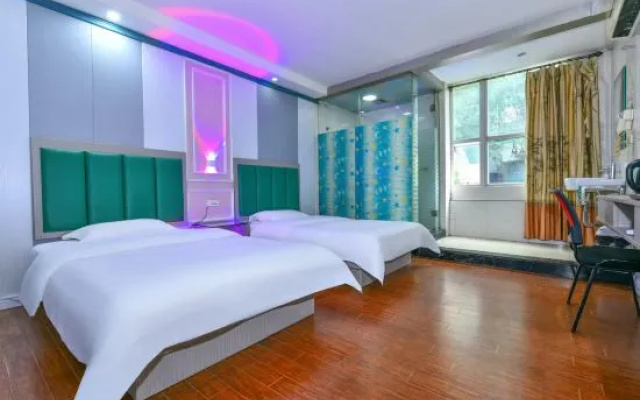 Chunhe Business Hotel – Guest Rooms – Liuzhou