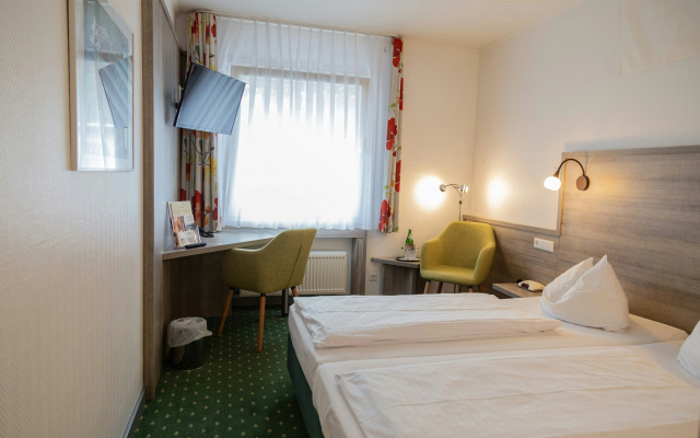 Das Ebertor Hotel & Hostel