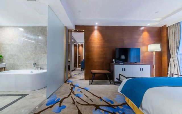 Days Hotel by Wyndham Chongqing Keyuan