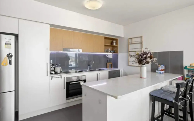 Spaciously Bright 1-bed Apartment