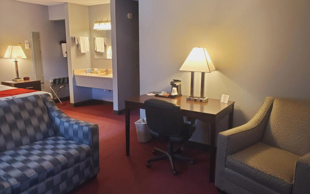 Blackstone Lodge & Suites