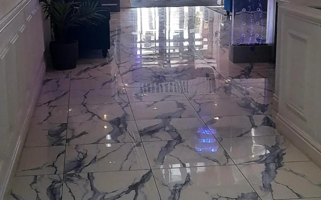 The Hillcrest Hotel