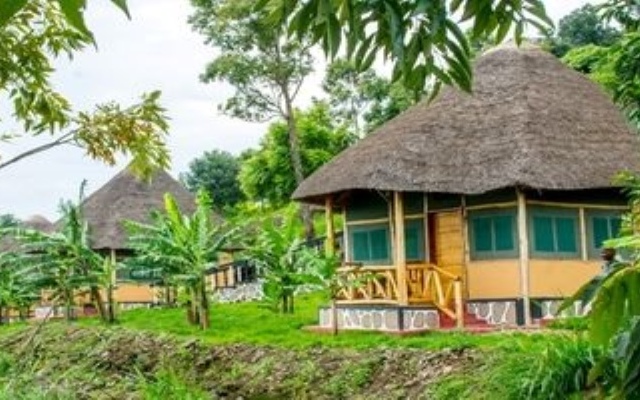 Queen Elizabeth Park View Tourist Lodge