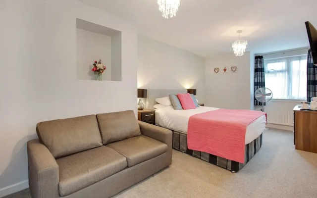 Trelawney Hotel