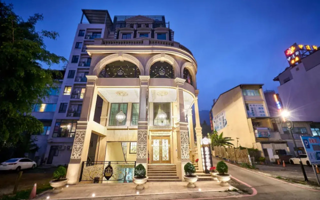 Sun Moon Lake Queen Castle Hotel