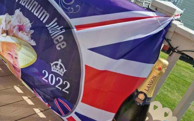 Cosy Static Caravan on East Mersea Island