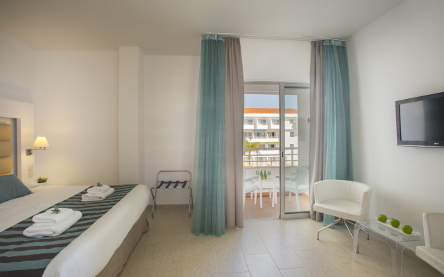 Sentido Cypria Bay by Leonardo Hotels
