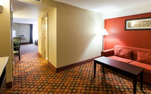 Comfort Inn & Suites Statesville - Mooresville