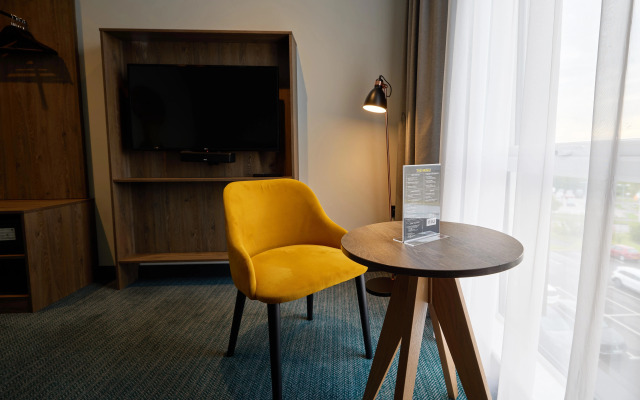 Holiday Inn - the niu, Loom Manchester North by IHG