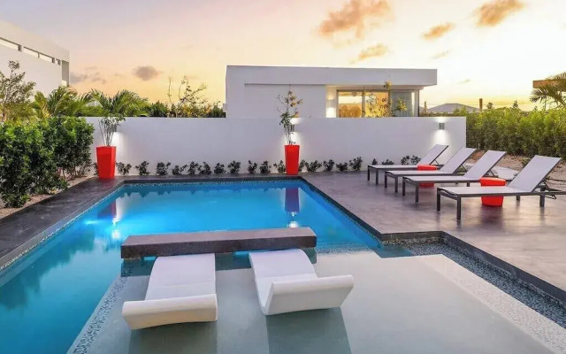 2bdr Oceanside Vacation Villa, Hotel Amenities v3