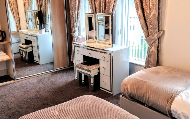 Angel House Bed & Breakfast