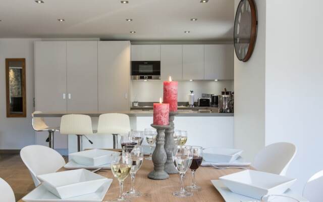 Whistler Lodge Penthouse T6 B13-14