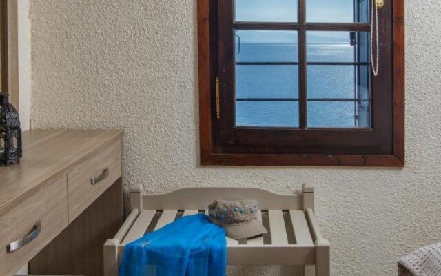 Agnanti Hotel & Apartments