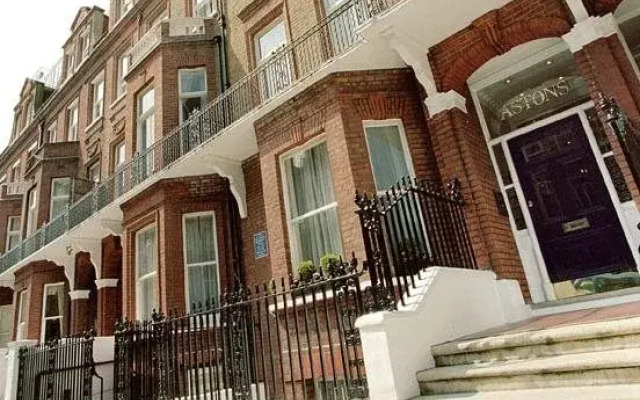 Aston Apartments London