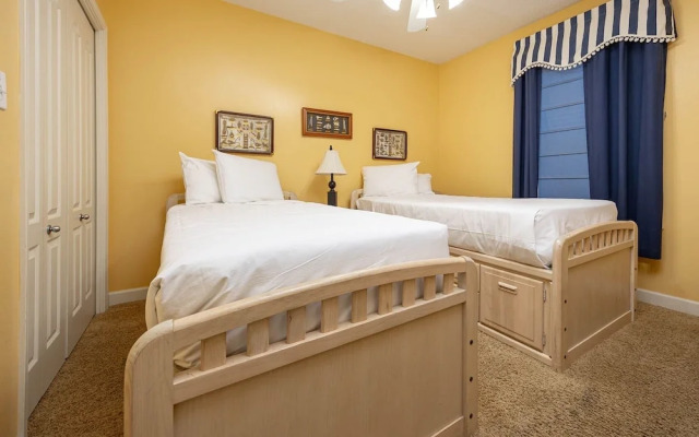 Phoenix X 1013 3 Bedroom Condo