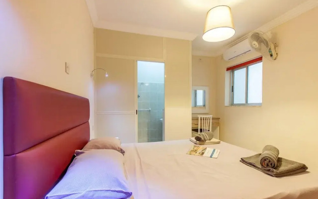 Merill Pool and Sea Charming Apart 4