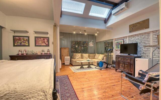 La Loggia Art B&B