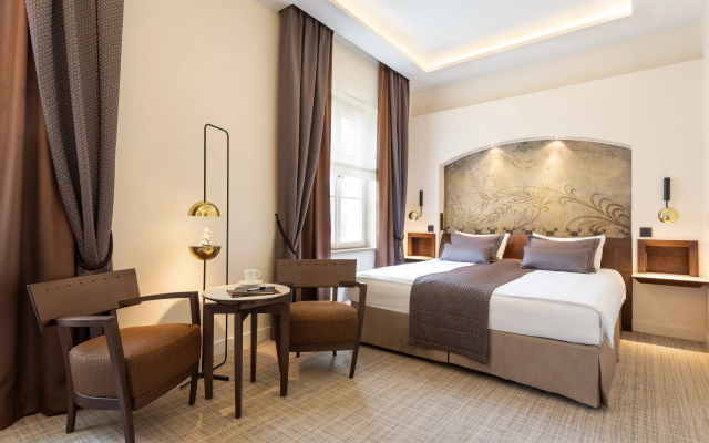 Mamaison Le Regina Boutique Hotel