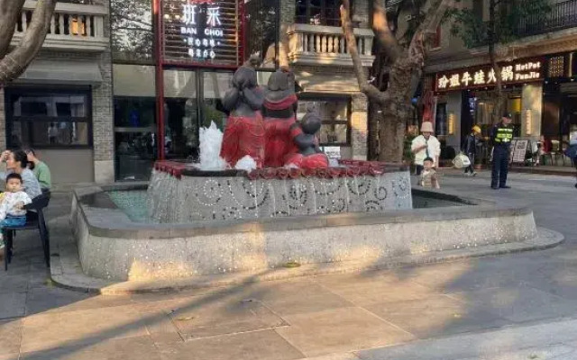 Yunduo Apartment (Foshan Zumiao Zhangye Culture Square)