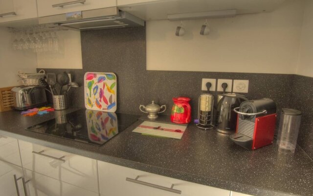 2 pièces 500m palais des Festivals  PK