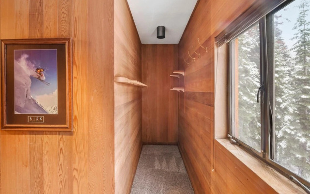 Alpine Oasis Cert # 14947