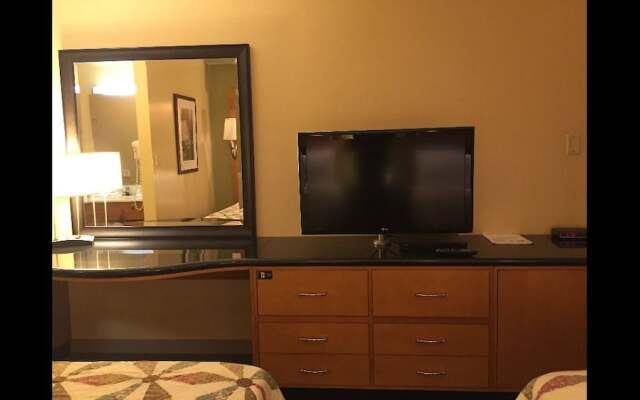 Greshams Lake View Motel