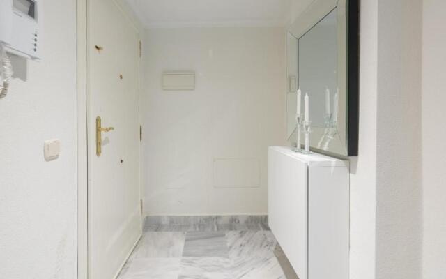 Urb la Dama de Noche 4br by Rafleys