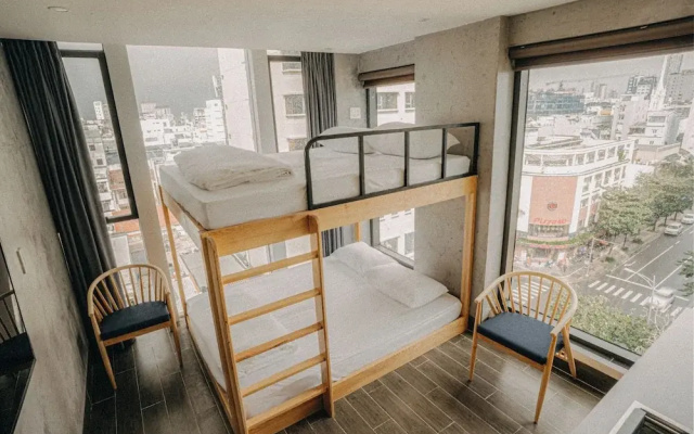 SNite Hotel & Dorm-Danang Dragon Bridge