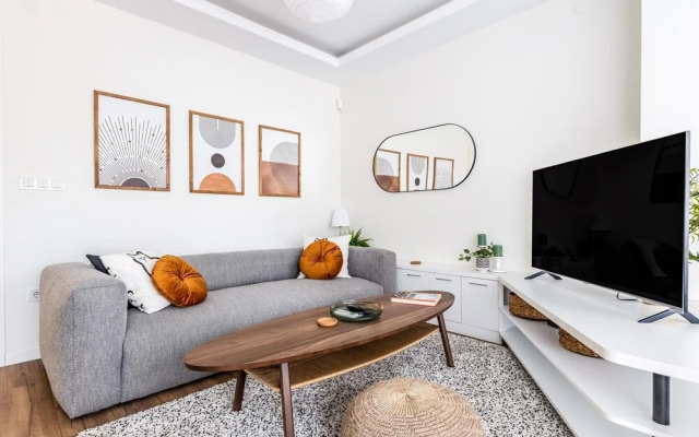 Stylish and Lovely Flat in Kadikoy