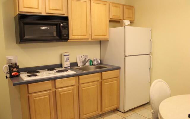 The Lighthouse Resort Inn & Suites