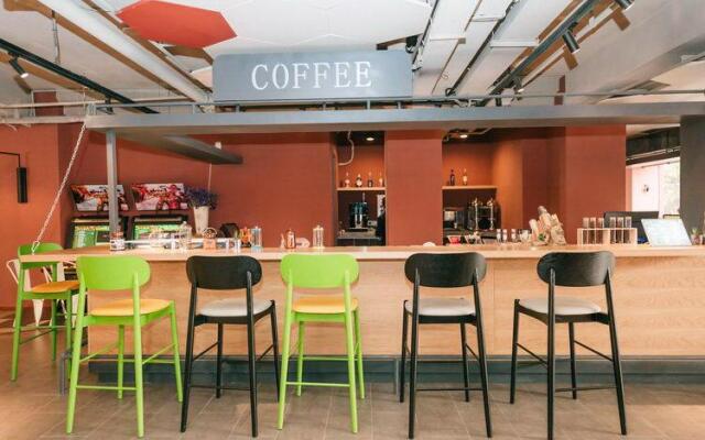 Yunik Hotel (Chengdu Jiuyanqiao Sichuan Conservatory of Music)