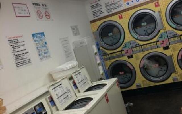 Okubo Bnbplus Capsule Hotel Mix Dormitory