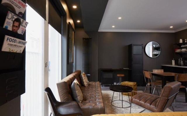 Vintage Apartment Hotel