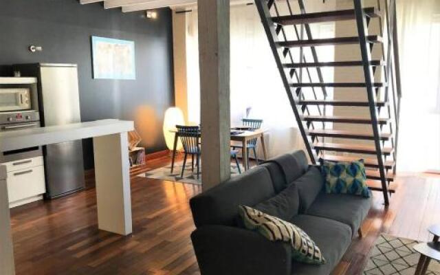 Loft Hyper Centre Reims 6 pers avec Parking