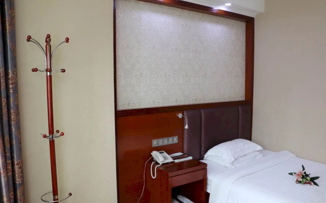 Muslim Hotel