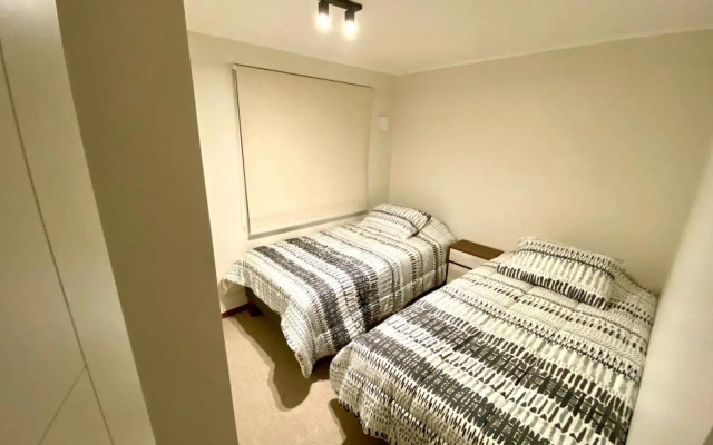 3 Piezas, 2 baños y estacionamiento privado