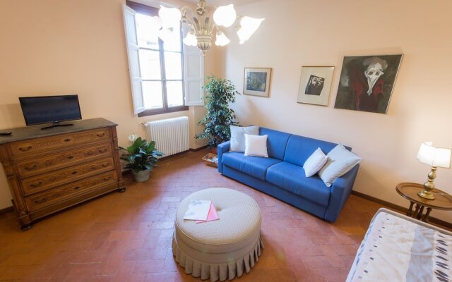 House in Florence Blue