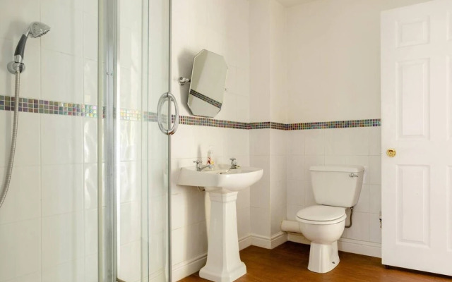 Oldmill-2bed-sleeps6-hottub-privategarden
