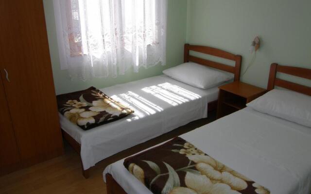 Dujmovic Zeljka - Two Bedroom No.2