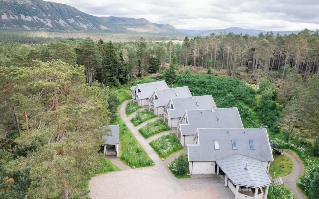 Otter Lodge