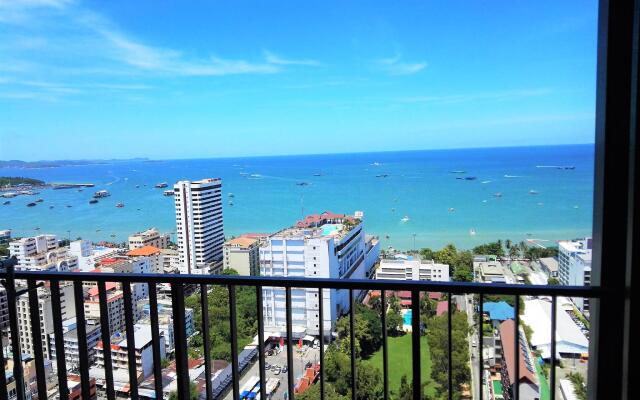 LLX condo @THE BASE   2 bedroom   city sea view