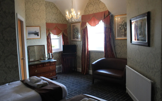Headlands Hotel
